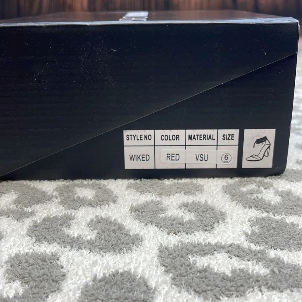 🤩H-P🤩Fashion Nova Lose It All Heel - Red🛍️ - Picture 11 of 11